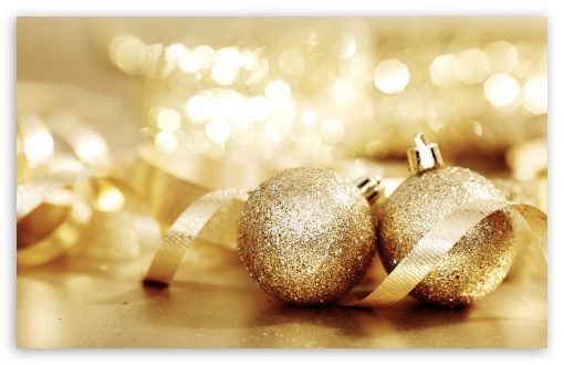 Christmas Balls UltraHD Wallpaper for HD 16:9 ; Widescreen 16:10 5:3 ; Fullscreen 4:3 5:4 3:2 ; Tablet 1:1 ; Mobile 3:5 3:4 ;