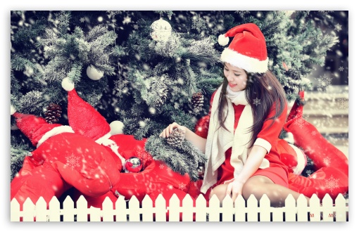 Christmas Moments UltraHD Wallpaper for HD 16:9 ; Widescreen 16:10 5:3 ; Fullscreen 4:3 5:4 3:2 ; Tablet 1:1 ;