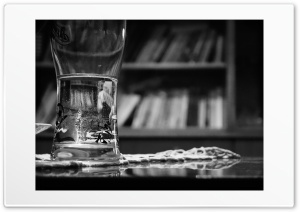 Clean 4K UHD Wallpaper for Widescreen and UltraWide Desktop, UltraHD TV, Smartphone, Tablet