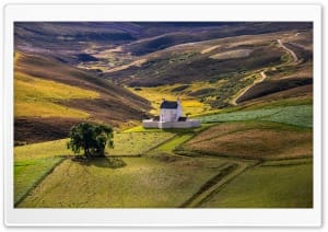 Corgarff Castle in the Scottish Highlands 4K UHD Wallpaper for Widescreen and UltraWide Desktop, UltraHD TV, Smartphone, Tablet