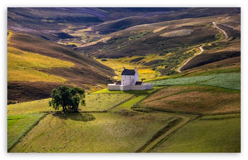 Corgarff Castle in the Scottish Highlands UltraHD Wallpaper for UHD 16:9 ; HD 16:9 ; UltraWide 21:9 24:10 32:9 32:10 ; Widescreen 16:10 ; Tablet 1:1 ; Dual 16:10 16:9 ;