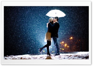 Couple Kiss In Snow 4K UHD Wallpaper for Widescreen and UltraWide Desktop, UltraHD TV, Smartphone, Tablet