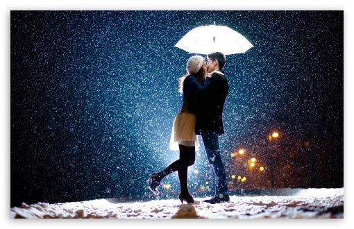 Couple Kiss In Snow UltraHD Wallpaper for Widescreen 16:10 ;