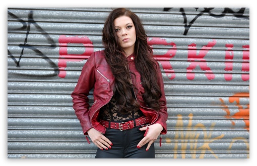 Courtney Hadwin UltraHD Wallpaper for Widescreen 16:10 ;