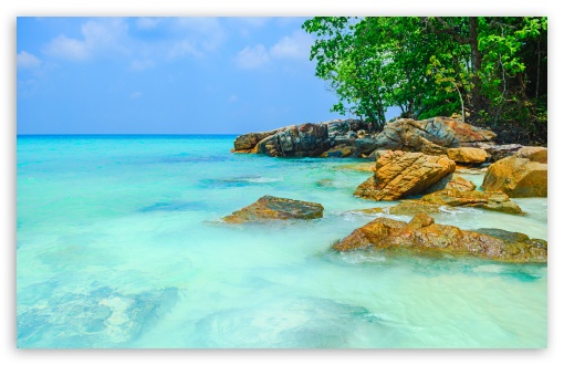 Crystal Clear Water, Ocean, Summer Vacation UltraHD Wallpaper for UHD 16:9 ; HD 16:9 ; UltraWide 21:9 24:10 ; Widescreen 16:10 5:3 ; Fullscreen 4:3 5:4 3:2 ; Tablet 1:1 ; Mobile 9:16 9:19.5 9:20 9:21 10:16 2:3 3:5 3:4 ;