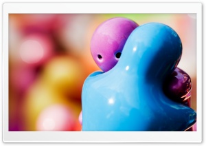 Cute Salt And Pepper Shakers Ultra HD Wallpaper for 4K UHD Widescreen desktop, tablet & smartphone