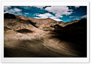 Dead Mountains Valley Ultra HD Wallpaper for 4K UHD Widescreen desktop, tablet & smartphone
