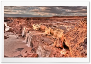 Desert Waterfall Ultra HD Wallpaper for 4K UHD Widescreen desktop, tablet & smartphone