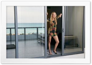 Donna Vekic 4K UHD Wallpaper for Widescreen and UltraWide Desktop, UltraHD TV, Smartphone, Tablet