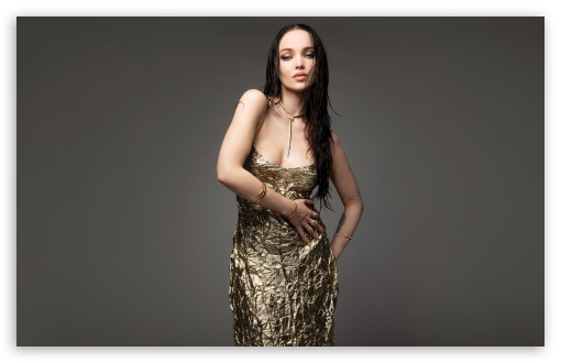 Dove Cameron in Metallic Dress UltraHD Wallpaper for UHD 16:9 ; HD 16:9 ; UltraWide 21:9 24:10 32:9 32:10 ; Widescreen 16:10 ; Tablet 1:1 ; Mobile 9:16 9:19.5 9:20 9:21 9:22 ; Dual 16:10 16:9 ;
