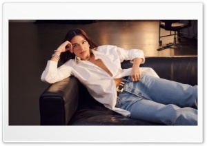 Dua Lipa Lv Bvlgari 2026 4K UHD Wallpaper for Widescreen and UltraWide Desktop, UltraHD TV, Smartphone, Tablet