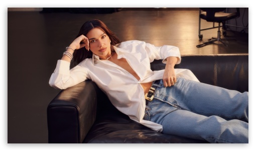 Dua Lipa Lv Bvlgari 2026 UltraHD Wallpaper for UHD 16:9 ; HD 16:9 ;