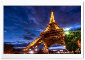 Eiffel Tower At Night Ultra HD Wallpaper for 4K UHD Widescreen desktop, tablet & smartphone