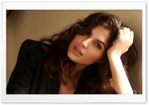 Elnaaz Norouzi 4K UHD Wallpaper for Widescreen and UltraWide Desktop, UltraHD TV, Smartphone, Tablet