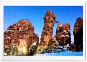 Externsteine im Winter 4K UHD Wallpaper for Widescreen and UltraWide Desktop, UltraHD TV, Smartphone, Tablet