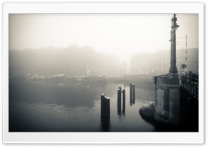 Foggy Morning In Amsterdam Ultra HD Wallpaper for 4K UHD Widescreen desktop, tablet & smartphone