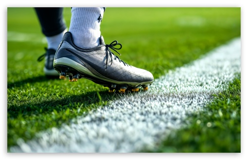 Football UltraHD Wallpaper for UHD 16:9 ; HD 16:9 ; Widescreen 16:10 ;