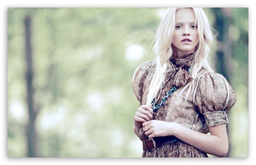 Girl UltraHD Wallpaper for Widescreen 16:10 ;
