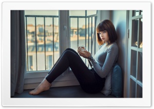 girl 4K UHD Wallpaper for Widescreen and UltraWide Desktop, UltraHD TV, Smartphone, Tablet