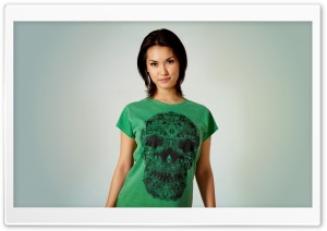 Girl In A Green Shirt Ultra HD Wallpaper for 4K UHD Widescreen desktop, tablet & smartphone
