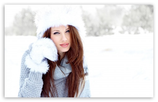 Girl Winter Snow UltraHD Wallpaper for HD 16:9 ; Widescreen 16:10 5:3 ; Fullscreen 4:3 5:4 3:2 ; Tablet 1:1 ; Mobile 3:4 ;