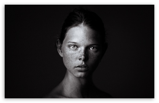 Girl with Freckles Black and White Portrait UltraHD Wallpaper for UHD 16:9 ; HD 16:9 ; UltraWide 21:9 24:10 32:9 32:10 ; Widescreen 16:10 5:3 ; Fullscreen 4:3 5:4 3:2 ; Tablet 1:1 ; Mobile 9:16 9:19.5 9:20 9:21 9:22 10:16 2:3 3:5 3:4 ; Dual 16:10 5:3 16:9 4:3 5:4 3:2 ;