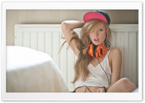 Girl with Headphones Ultra HD Wallpaper for 4K UHD Widescreen desktop, tablet & smartphone