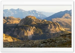 Golden Light Over Mountain Peaks 4K UHD Wallpaper for Widescreen and UltraWide Desktop, UltraHD TV, Smartphone, Tablet