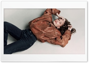 Hailey Bieber Vogue Australia 2026 4K UHD Wallpaper for Widescreen and UltraWide Desktop, UltraHD TV, Smartphone, Tablet