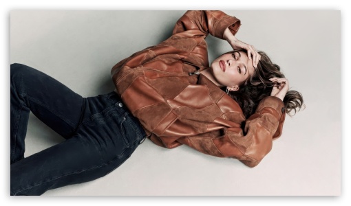 Hailey Bieber Vogue Australia 2026 UltraHD Wallpaper for UHD 16:9 ; HD 16:9 ;