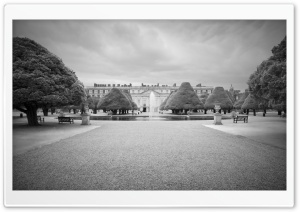 Hampton Court Palace Black And White Ultra HD Wallpaper for 4K UHD Widescreen desktop, tablet & smartphone