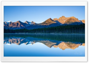 Herbert Lake Banff National Park Canada Ultra HD Wallpaper for 4K UHD Widescreen desktop, tablet & smartphone
