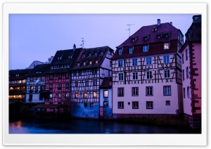 Historic Buildings at Dusk Ultra HD Wallpaper for 4K UHD Widescreen Desktop, Lockscreen, Screensaver, TV, Tablet, Smartphone