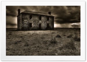 House in Middle of Nowhere 4K UHD Wallpaper for Widescreen and UltraWide Desktop, UltraHD TV, Smartphone, Tablet