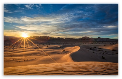 Ibex Dunes in Death Valley National Park, California UltraHD Wallpaper for UHD 16:9 ; HD 16:9 ; UltraWide 21:9 24:10 32:9 32:10 ; Widescreen 16:10 5:3 ; Fullscreen 4:3 5:4 3:2 ; Dual 16:10 5:3 16:9 4:3 5:4 3:2 ;