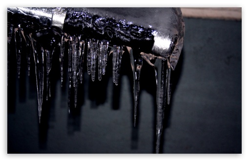 Icicles UltraHD Wallpaper for HD 16:9 ; Widescreen 16:10 5:3 ; Fullscreen 4:3 5:4 3:2 ; Tablet 1:1 ; Mobile 3:5 3:4 ;