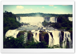 Iguazu Falls II Ultra HD Wallpaper for 4K UHD Widescreen Desktop, Lockscreen, Screensaver, TV, Tablet, Smartphone