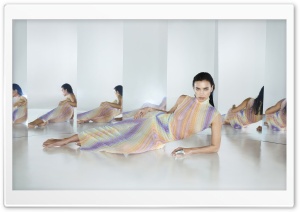 Irina Shayk Supermodel Photoshoot 4K UHD Wallpaper for Widescreen and UltraWide Desktop, UltraHD TV, Smartphone, Tablet