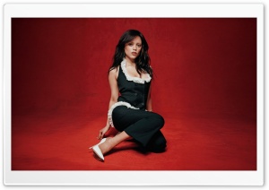 Jenna Ortega Stylish Black Outfit Photoshoot 4K UHD Wallpaper for Widescreen and UltraWide Desktop, UltraHD TV, Smartphone, Tablet