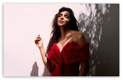 Kalyani Priyadarshan Photoshoot UltraHD Wallpaper for UHD 16:9 ; HD 16:9 ; UltraWide 21:9 24:10 32:9 32:10 ; Widescreen 16:10 5:3 ; Fullscreen 4:3 5:4 3:2 ; Tablet 1:1 ; Mobile 9:16 9:19.5 9:20 10:16 2:3 3:5 3:4 ; Dual 16:10 5:3 16:9 4:3 5:4 3:2 ;