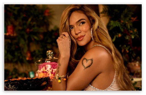 Karol G Smiling Aesthetic Portrait UltraHD Wallpaper for UHD 16:9 ; HD 16:9 ; UltraWide 21:9 24:10 ; Widescreen 16:10 ; Fullscreen 3:2 ; Tablet 1:1 ; Mobile 9:16 9:19.5 9:20 9:21 ;