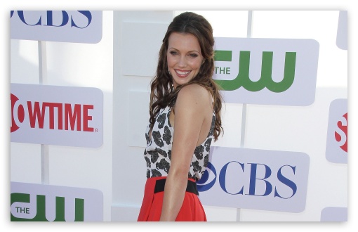 Katie Cassidy UltraHD Wallpaper for Widescreen 16:10 ;