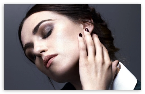 Katie McGrath UltraHD Wallpaper for Widescreen 16:10 ;