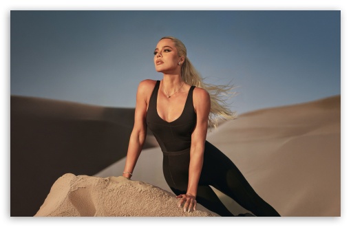 Khloe Kardashian Sportwear Chic UltraHD Wallpaper for UHD 16:9 ; HD 16:9 ; UltraWide 21:9 24:10 32:9 32:10 ; Widescreen 16:10 5:3 ; Fullscreen 4:3 5:4 3:2 ; Tablet 1:1 ; Mobile 9:16 9:19.5 9:20 9:21 9:22 10:16 2:3 3:5 3:4 ; Dual 16:10 5:3 16:9 4:3 5:4 3:2 ;