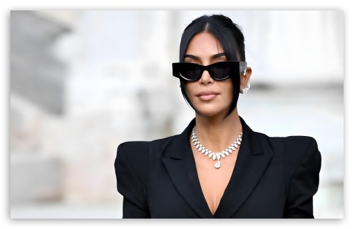 Kim Kardashian UltraHD Wallpaper for Widescreen 16:10 ;