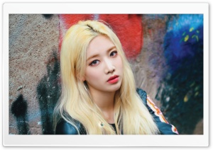 Kim Lip Photoshoot 4K UHD Wallpaper for Widescreen and UltraWide Desktop, UltraHD TV, Smartphone, Tablet