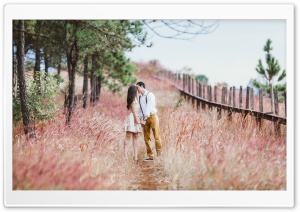 Kissing Couple Ultra HD Wallpaper for 4K UHD Widescreen desktop, tablet & smartphone