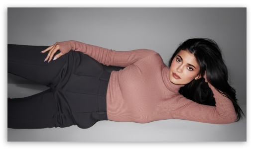 Kylie Jenner Skims 2026 UltraHD Wallpaper for UHD 16:9 ; HD 16:9 ;