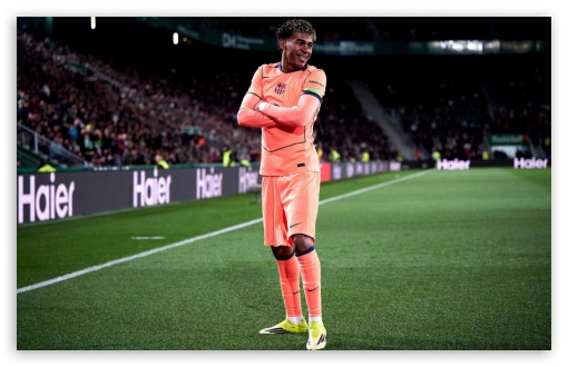 Lamine Yamal UltraHD Wallpaper for UHD 16:9 ; HD 16:9 ; Widescreen 16:10 ; Fullscreen 3:2 ;