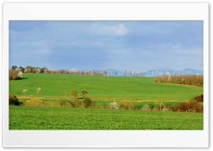 Landscape 4K UHD Wallpaper for Widescreen and UltraWide Desktop, UltraHD TV, Smartphone, Tablet